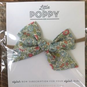 Little Poppy Co floral bow